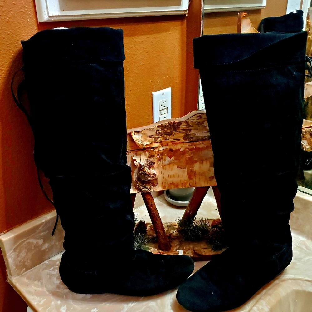 Enzo pull up suede boots